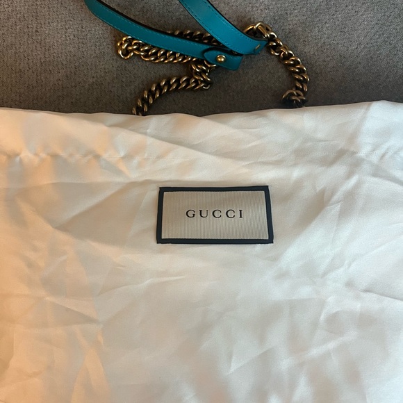 Gucci BLUE VELVET GG MARMONT SHOULDER BAG SMALL - Picture 6 of 7
